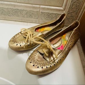 Born Gold flats size 6